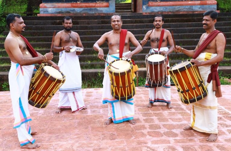 നാലു മാസം കൊണ്ട് ചെണ്ട പഠിക്കാൻ മഡിയൻ രാധാകൃഷ്ണമാരാരുടെ ക്ലാസ്