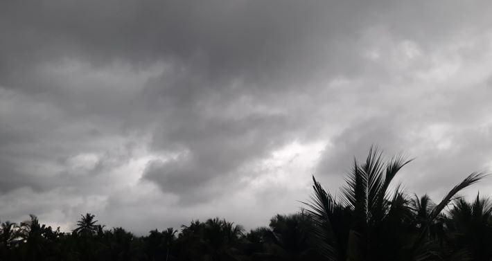 കേരളത്തിലെ വിവിധ ജില്ലകളിൽ ഓറഞ്ച്, മഞ്ഞ അലേർട്ട്