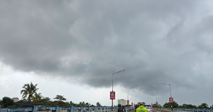 കേരളത്തിലെ വിവിധ ജില്ലകളിൽ ഓറഞ്ച്, മഞ്ഞ അലേർട്ട്