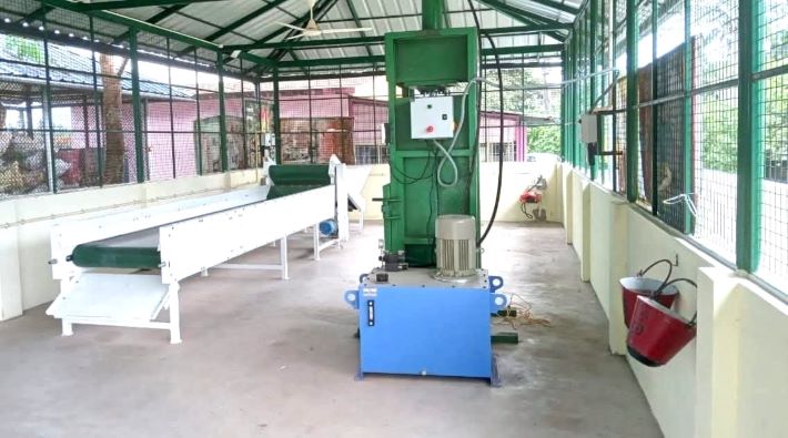 അജൈവ മാലിന്യസംസ്കരണത്തിൽ മാതൃകയായി നീലംപേരൂർ