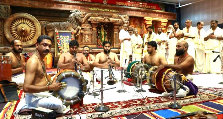 ഗുരുവായൂർ ചെമ്പൈ സംഗീതോത്സവം തുടങ്ങി 