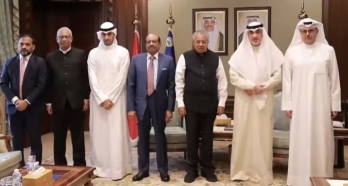 മുഖ്യമന്ത്രി പിണറായി വിജയൻ കുവൈത്ത് ഉപപ്രധാനമന്ത്രിയുമായി കൂടിക്കാഴ്ച നടത്തി