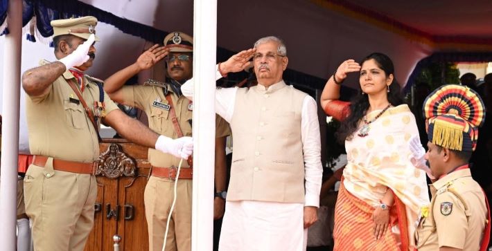 തിരുവനന്തപുരത്ത് വിപുലമായ റിപ്പബ്ലിക്ക് ദിനാഘോഷം 