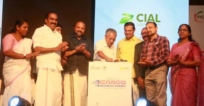 സിയാലിനെ മൾട്ടിമോഡൽ കാർഗോ ശൃംഖലയുടെ കേന്ദ്രമാക്കും- മുഖ്യമന്ത്രി