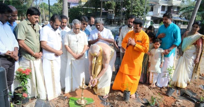 പൂജാപുഷ്പങ്ങൾക്കായി ഗുരുവായൂരിൽ തെച്ചിപൂങ്കാവനം
